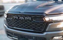 Ram 1500 Tradesman 4x4 Crew Cab 5'7" Box 2026