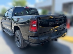 Ram 1500 Express 4x4 Crew Cab 5'7" Box 2026