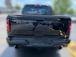 Ram 1500 Express 4x4 Crew Cab 5'7" Box 2026