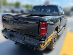 Ram 1500 Express 4x4 Crew Cab 5'7" Box 2026