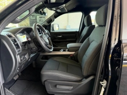 Ram 1500 Express 4x4 Crew Cab 5'7" Box 2026