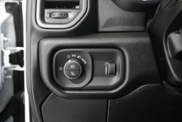 Ram 2500 Tradesman 4x4 Crew Cab 6'4" Box 2026