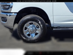 Ram 2500 Tradesman 4x4 Crew Cab 6'4" Box 2026