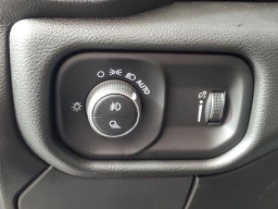 Ram 2500 Tradesman 4x4 Crew Cab 6'4" Box 2026