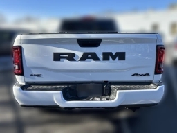 Ram 2500 Black Express 4x4 Crew Cab 6'4" Box 2026