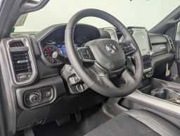 Ram 2500 Big Horn 4x4 Crew Cab 6'4" Box 2026