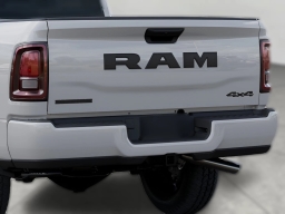 Ram 2500 Big Horn 4x4 Crew Cab 6'4" Box 2026