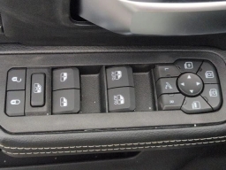 Ram 2500 Big Horn 4x4 Crew Cab 6'4" Box 2026