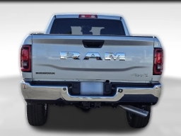 Ram 2500 Big Horn 4x4 Crew Cab 6'4" Box 2026