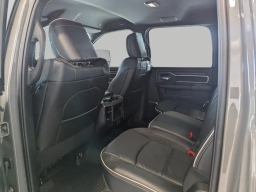 Ram 2500 Laramie 4x4 Crew Cab 6'4" Box 2026