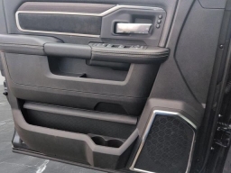 Ram 2500 Laramie 4x4 Crew Cab 6'4" Box 2026