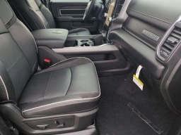 Ram 2500 Laramie 4x4 Crew Cab 6'4" Box 2026