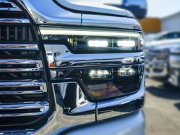 Ram 2500 Laramie 4x4 Crew Cab 6'4" Box 2026