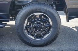 Ram 2500 Laramie 4x4 Crew Cab 6'4" Box 2026