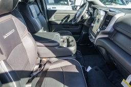 Ram 2500 Laramie 4x4 Crew Cab 6'4" Box 2026