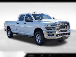 Ram 2500 Tradesman 4x4 Crew Cab 8' Box 2026