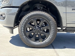 Ram 2500 Laramie 4x4 Mega Cab 6'4" Box 2026