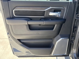 Ram 2500 Laramie 4x4 Mega Cab 6'4" Box 2026