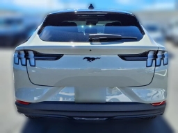 Ford Mustang Mach-E Select RWD 2026