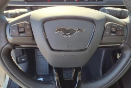 Ford Mustang Mach-E Select RWD 2026