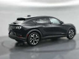 Ford Mustang Mach-E Select RWD 2026