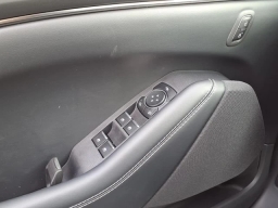 Ford Mustang Mach-E Select RWD 2026