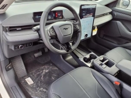 Ford Mustang Mach-E Select RWD 2026