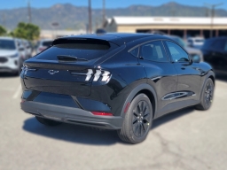 Ford Mustang Mach-E Select RWD 2026