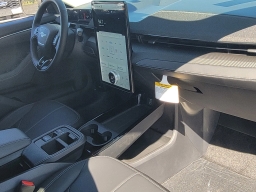 Ford Mustang Mach-E Select RWD 2026