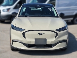 Ford Mustang Mach-E Select AWD 2025