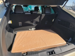 Ford Mustang Mach-E Select AWD 2025