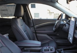 Ford Mustang Mach-E Premium RWD 2026