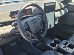 Ford Mustang Mach-E Premium RWD 2025