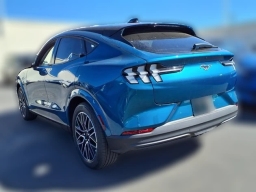 Ford Mustang Mach-E Premium RWD 2026