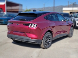 Ford Mustang Mach-E Premium RWD 2025