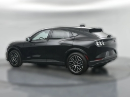 Ford Mustang Mach-E Premium RWD 2026