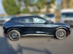 Ford Mustang Mach-E Premium RWD 2025