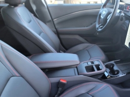 Ford Mustang Mach-E Premium RWD 2025