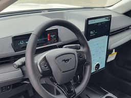 Ford Mustang Mach-E Premium RWD 2025