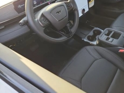 Ford Mustang Mach-E Premium RWD 2026