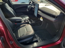 Ford Mustang Mach-E Premium AWD 2025