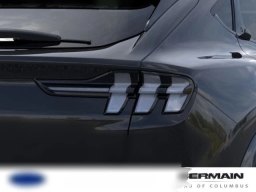 Ford Mustang Mach-E Premium AWD 2026