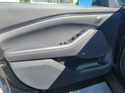 Ford Mustang Mach-E Premium AWD 2025