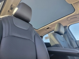 Ford Mustang Mach-E Premium AWD 2025