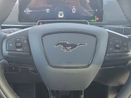 Ford Mustang Mach-E Premium AWD 2025