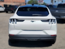 Ford Mustang Mach-E Premium AWD 2025