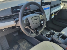 Ford Mustang Mach-E Premium AWD 2025