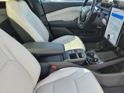 Ford Mustang Mach-E Premium AWD 2025