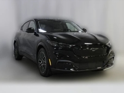 Ford Mustang Mach-E Premium AWD 2026