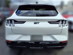 Ford Mustang Mach-E GT AWD 2026